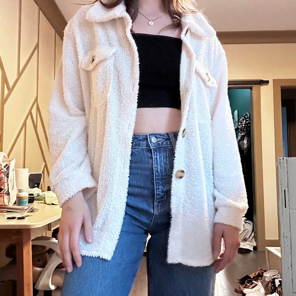 sweater - Picture 1 of 4